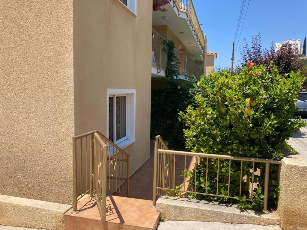 Sirena Olympia Apartment 40 Пафос Екстер'єр фото